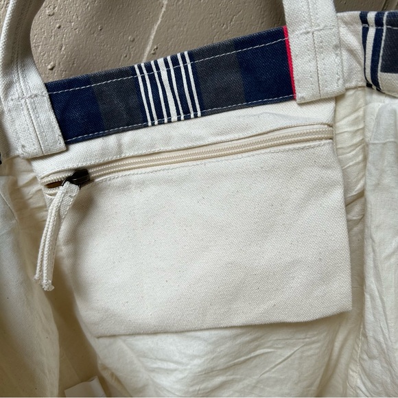 Aritzia Canvas Tote Bag - Picture 7 of 12